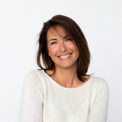 Smiling woman with brown hair