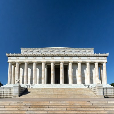Lincoln Memorial with blue sky