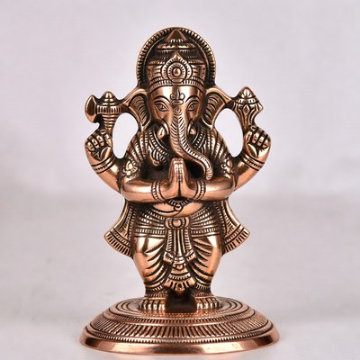 Brass Ganesha Statue Praying