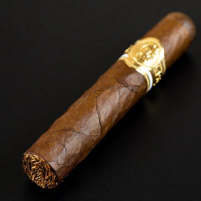 Premium Cigar with Gold Label
