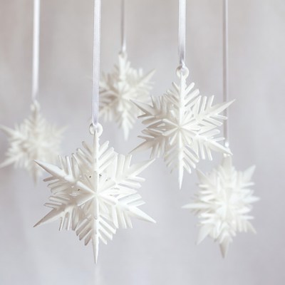 Hanging White Snowflakes Ornaments