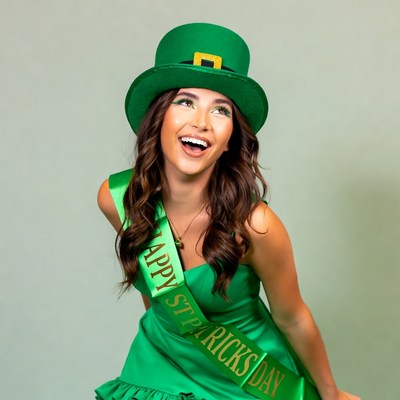 Woman in green St. Patrick's Day hat