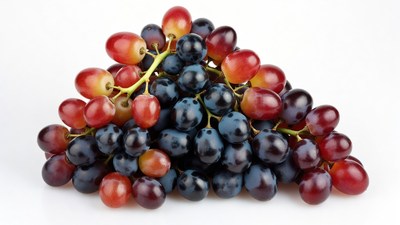 Red and Black Grapes Pile