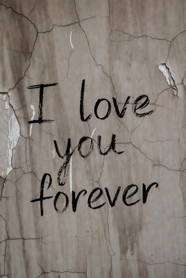 I Love You Forever on Cracked Wall