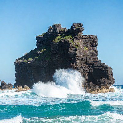 Ocean Waves Crashing on Rocky Sea Stack
