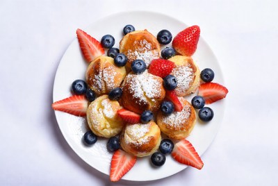 Choux Pastries with Strawberries and Blueberries