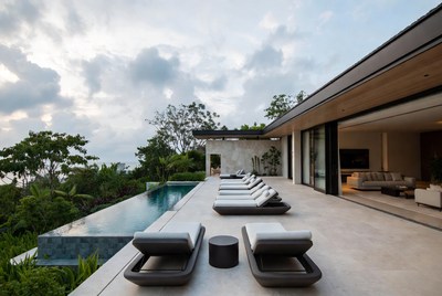 Modern infinity pool villa terrace
