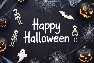 Happy Halloween Skeletons Pumpkins