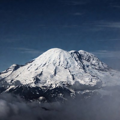 Snowy Mount Rainier Peak
