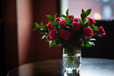 Red Roses Bouquet in Glass Vase