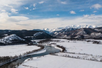 Snowy River Valley with Mountains