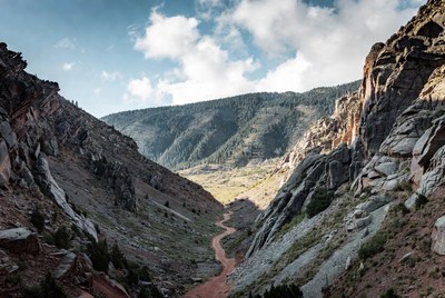 Red Dirt Road in Mountain Canyon