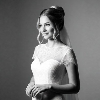 Bride in lace wedding dress