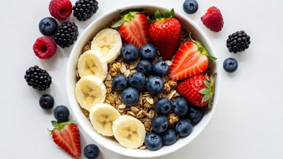 Berry Banana Oatmeal Bowl