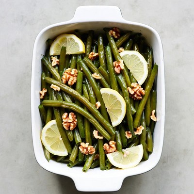 Green Beans with Lemon and Walnuts