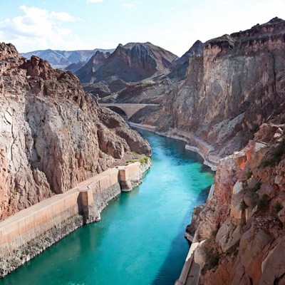 Hoover Dam in turquoise river canyon