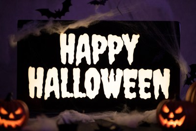 Happy Halloween Sign with Pumpkins