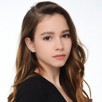 Teen girl with wavy brown hair