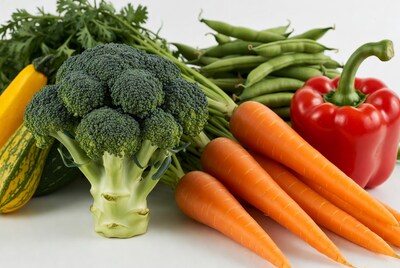 Fresh Broccoli Carrots Peppers Vegetables