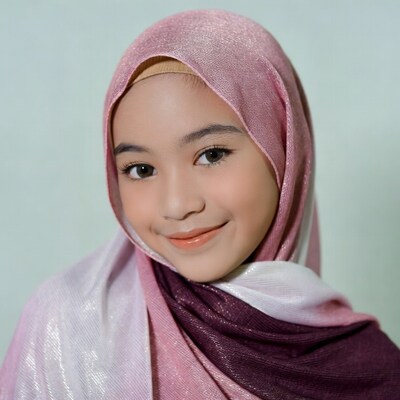 Asian girl in pink hijab