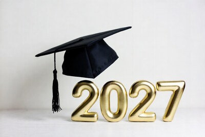 Graduation Cap with 2027 Balloons