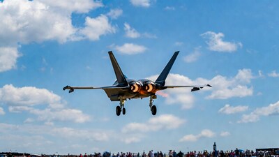 F-35 Jet Landing Over Airshow Crowd