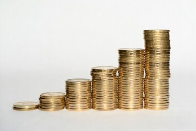 Stacks of gold coins in ascending graph