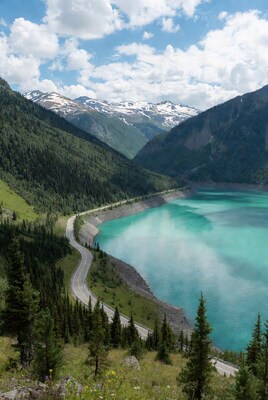 Turquoise Lake and Winding Road in Mountains