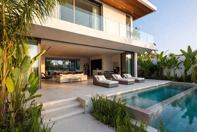Modern Tropical House with Infinity Pool