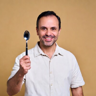 Man holding spoon