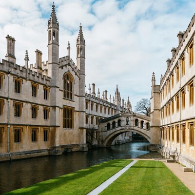 Cambridge Bridge of Sighs over River