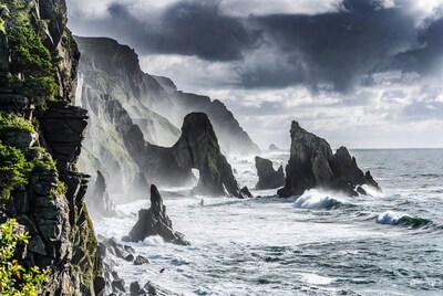 Dramatic Sea Cliffs Crashing Waves