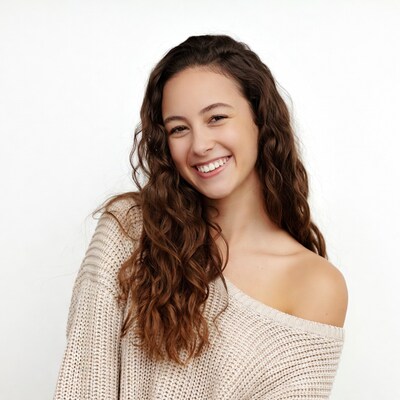 Smiling woman with curly hair