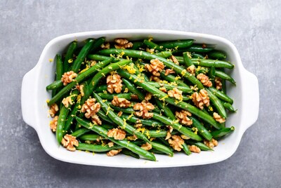 Green Beans with Walnuts and Lemon