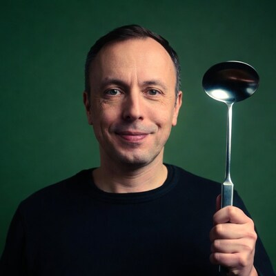 Man holding ladle