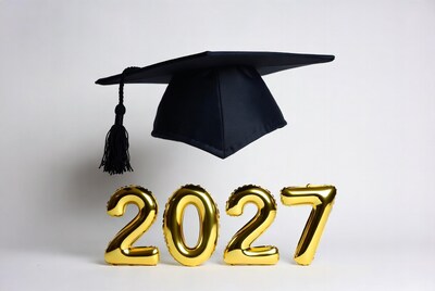Graduation Cap with 2027 Balloons