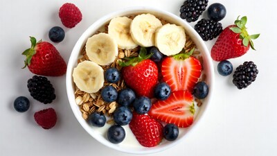 Berry Yogurt Bowl with Oats