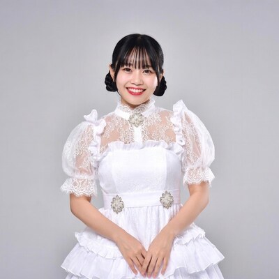 Asian girl in white lace dress