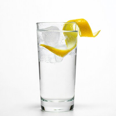Gin and Tonic with Lemon Twist