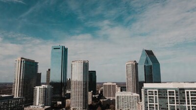 Dallas skyline with pyramid building