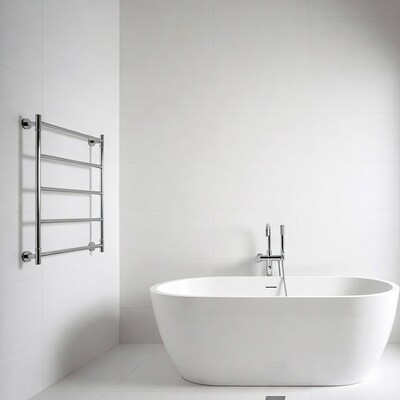 White Freestanding Bathtub with Towel Rail