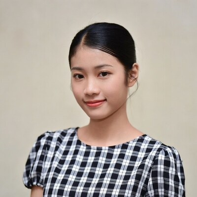 Young Asian woman smiling