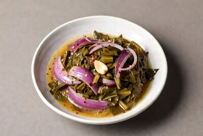 Collard greens with red onions