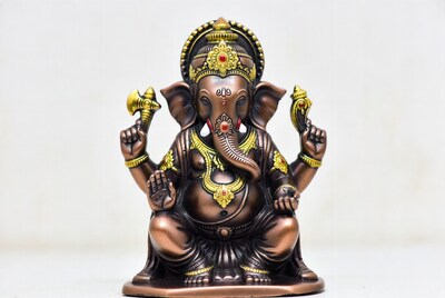 Ganesha Statue with Four Arms