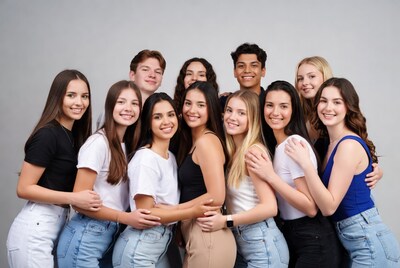 Group of diverse teenagers posing together
