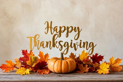 Happy Thanksgiving Pumpkin and Leaves