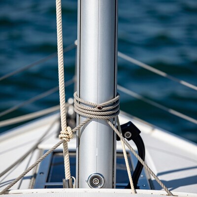 Sailboat Mast Rope Knot