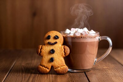 Gingerbread man cookie with hot chocolate